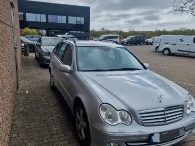 Gebraucht Mercedes C220 Sport Edition 150 PS (110 kW) 2005 Silber Kombi