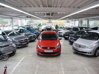 Gebraucht VW Polo Trendline 75 PS (55 kW) 2009 Orange Limousine