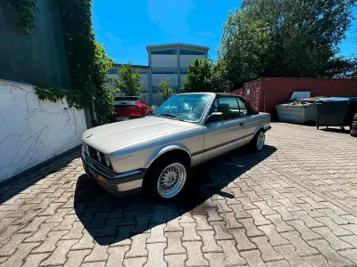 Gebraucht BMW 320 Cabriolet 129 PS (94 kW) 1989 Silber Cabrio