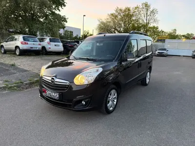 Occasion Opel Combo Edition 95 PK (69 kW) 2014 Zwart MPV