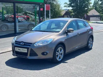 Gebraucht Ford Focus SYNC Edition 150 PS (110 kW) 2014 Braun Limousine