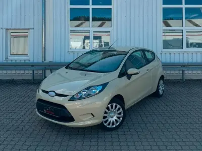 Gebraucht Ford Fiesta Trend 60 PS (44 kW) 2009 Beige Kleinwagen