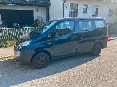 Gebraucht Nissan NV200 86 PS (63 kW) 2011 Blau Van / Kleinbus