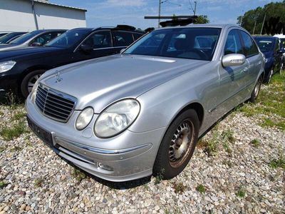 gebraucht Mercedes E320 AVANTGARDE/Automatik/Navi/Leder/Alu