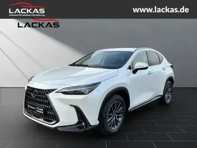 Neu Lexus NX450h+ E-FOUR 309 PS (227 kW) 2025 Weiss SUV