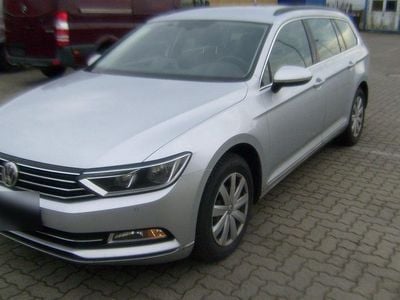 Gebraucht VW Passat 190 PS (139 kW) 2017 Silber Kombi