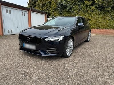 Usata Volvo V90 190 CV (139 kW) 2019 Blu Station wagon