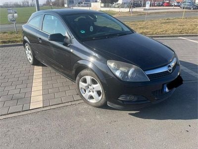 Opel Astra GTC