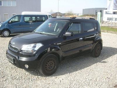 Gebraucht Kia Soul 126 PS (92 kW) 2010 Black soul SUV
