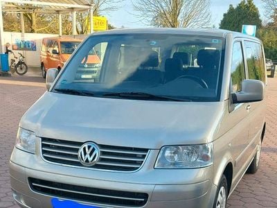 Usata VW T5 101 CV (74 kW) 2009 Oro Furgone