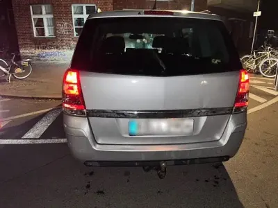 Gebraucht Opel Zafira 110 PS (80 kW) 2008 Silber Van / Kleinbus