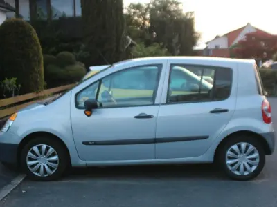 Używany Renault Modus 2004 Srebrny Minivan