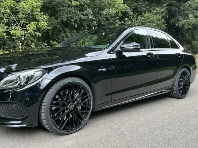 Gebraucht Mercedes C43 AMG AMG 367 PS (269 kW) 2018 Schwarz Limousine