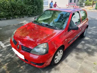 Gebraucht Renault Clio II Campus 58 PS (42 kW) 2009 Rot Limousine