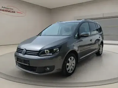 Gebraucht VW Touran Cup 105 PS (77 kW) 2015 Grau Van / Kleinbus