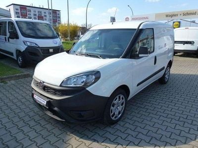 Gelato weiß Gebraucht 2023 Fiat Doblò Van / Kleinbus | 19.790 € (Fairer Preis)