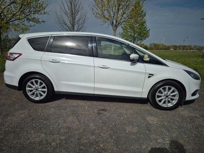 Gebraucht Ford S-MAX Titanium 150 PS (110 kW) 2018 Weiß Van / Kleinbus