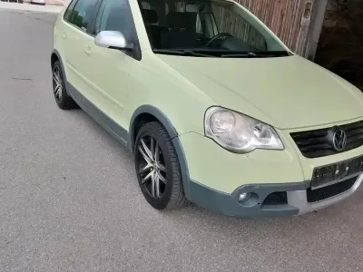 Gebraucht VW Polo Cross 105 PS (77 kW) 2008 Grün Kleinwagen