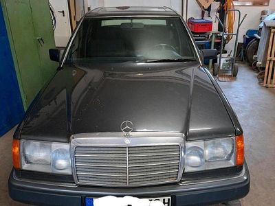 Gebraucht Mercedes E230 1991 Schwarz Limousine