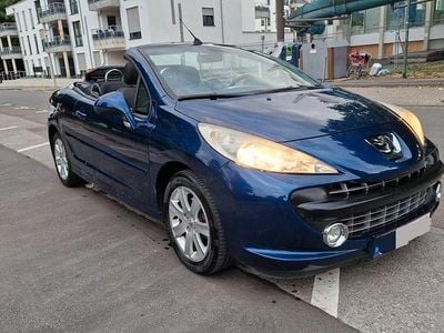 Gebraucht Peugeot 207 CC Premium 120 PS (88 kW) 2009 Blau Cabrio