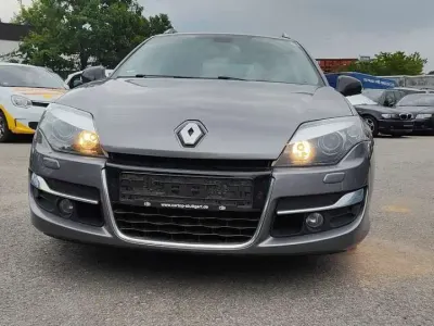 Gebraucht Renault Laguna GrandTour GT 173 PS (127 kW) 2011 Grau cassiopee Kombi