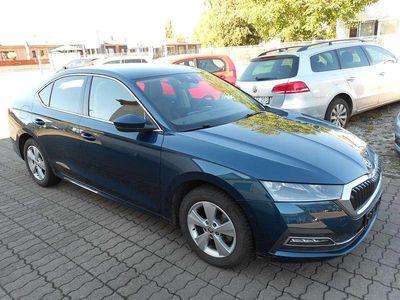 Gebraucht Skoda Octavia First Edition 150 PS (110 kW) 2021 Grau Limousine