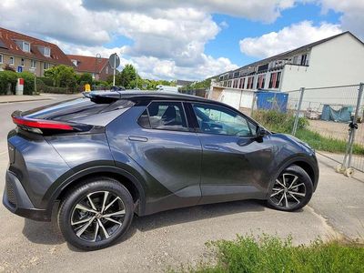 Second-hand Toyota C-HR Team 197 CP (144 kW) 2024 Gri SUV