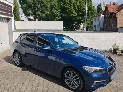 Gebraucht BMW 120 Advantage 190 PS (139 kW) 2017 Blau Kleinwagen