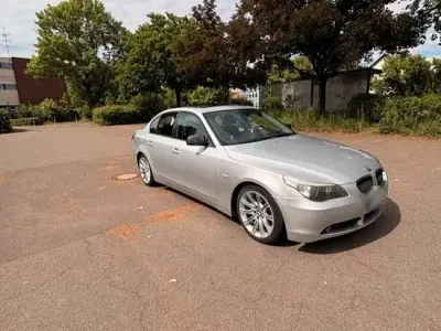 Gebraucht BMW 525 192 PS (141 kW) 2003 Silber Limousine