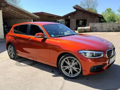 Gebraucht BMW 118 Advantage 140 PS (102 kW) 2018 Orange Kleinwagen