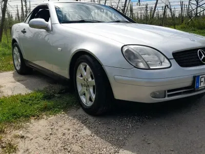 Gebraucht Mercedes SLK230 193 PS (141 kW) 1997 Silber Cabrio
