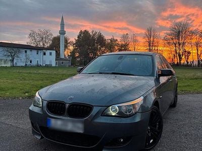 Gebraucht BMW 525 177 PS (130 kW) 2004 Grau Limousine