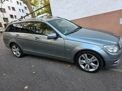Gebraucht Mercedes C220 170 PS (125 kW) 2010 Grau Kombi