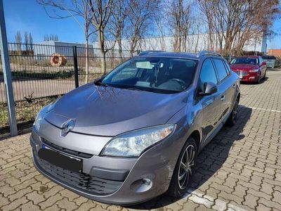 gebraucht Renault Mégane GrandTour dCi 130 FAP Dynamique