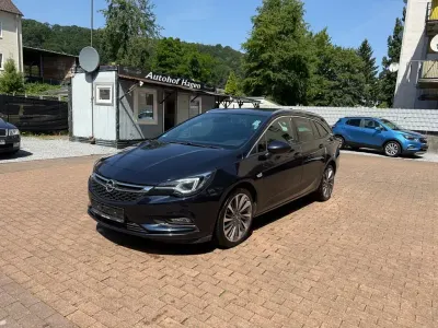 Gebraucht Opel Astra Ultimate 150 PS (110 kW) 2018 Blau Kombi