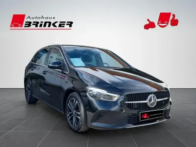 Gebraucht Mercedes B200 Progressive 163 PS (119 kW) 2024 Nachtschwarz  unilack Kleinwagen