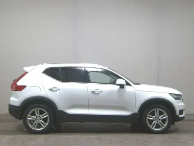 Gebraucht Volvo XC40 Inscription 211 PS (155 kW) 2022 Weiss SUV