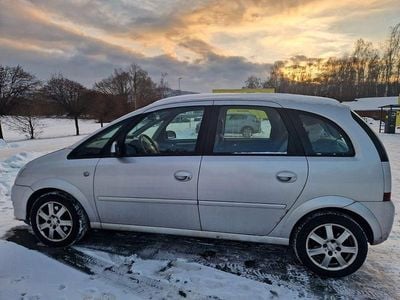 Silber Gebraucht 2006 Opel Meriva Cosmo Van / Kleinbus | 3.400 € (Fairer Preis)