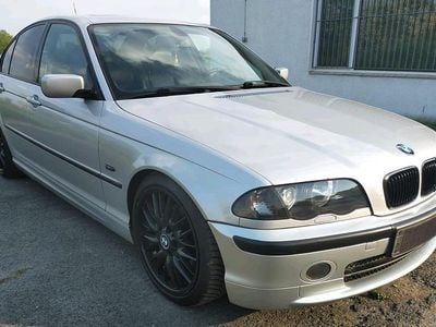 BMW 325