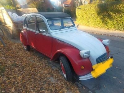 Gebraucht Citroën 2CV 24 PS (17 kW) 1976 Rot Limousine
