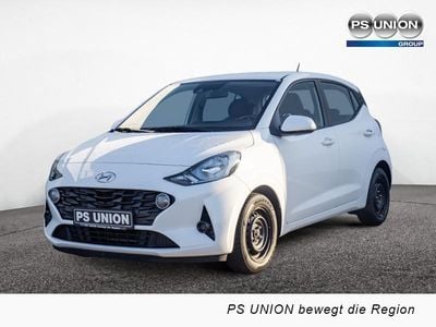 Gebraucht Hyundai i10 Trend 84 PS (61 kW) 2023 Weiß Kleinwagen