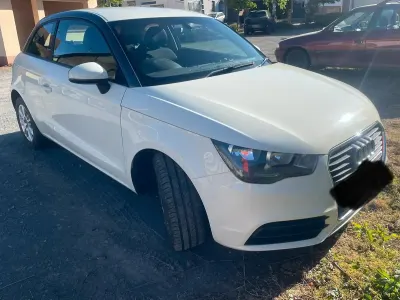 Usata Audi A1 Attraction 90 CV (66 kW) 2013 Bianco Utilitaria