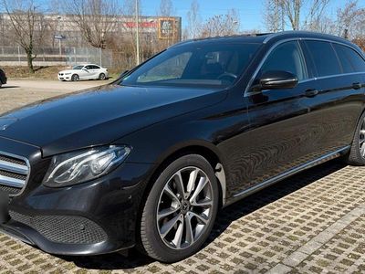 Gebraucht Mercedes E200 184 PS (135 kW) 2018 Schwarz Kombi