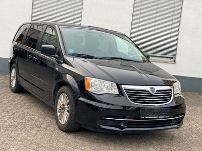 Lancia Voyager