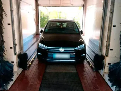 Gebraucht VW Golf Sportsvan Comfortline 130 PS (95 kW) 2018 Schwarz Van / Kleinbus