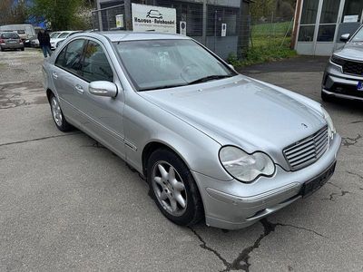 Usata Mercedes C200 Elegance 163 CV (119 kW) 2001 Argento Berlina