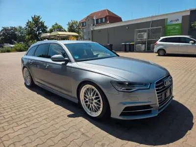 Gebraucht Audi A6 Ambiente 272 PS (200 kW) 2015 Tornadograu metallic Kombi