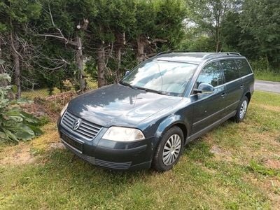 Gebraucht VW Passat 136 PS (100 kW) 2005 Blau Kombi