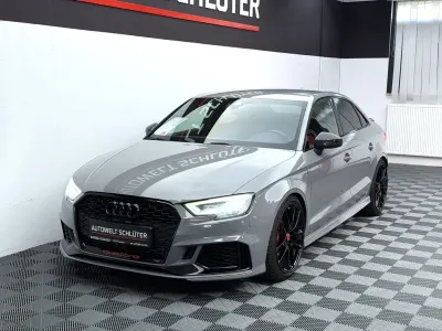 Gebraucht Audi RS3 Comfort 476 PS (350 kW) 2018 Grau Limousine