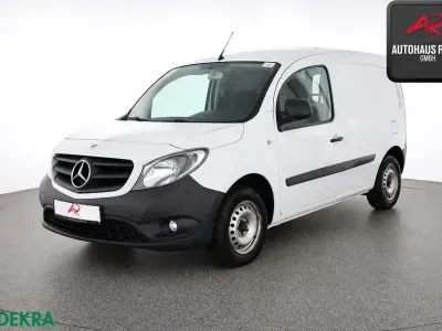 Gebraucht Mercedes Citan 112 116 PS (85 kW) 2021 Arktikweiss Van / Kleinbus